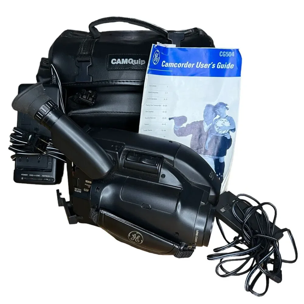 1994 General Electric GE VHS-C Camcorder CG506 & Case Charger Power Adapter